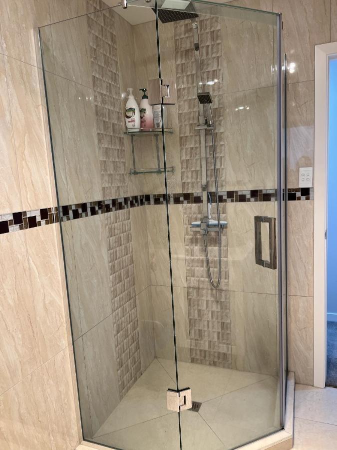 אוקלנד Guest Suite - Cosy Place In The Wattle Downs מראה חיצוני תמונה